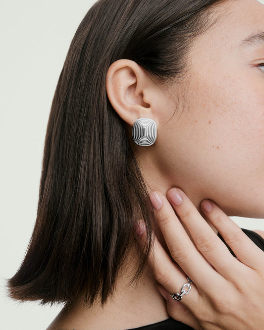 Stevie Ripple Studs