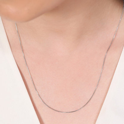 Minimal Muse Silver Box Chain