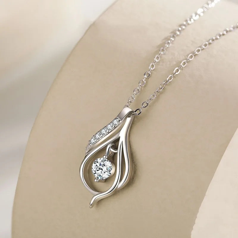 925 Elegant Shaped Pendant Necklace