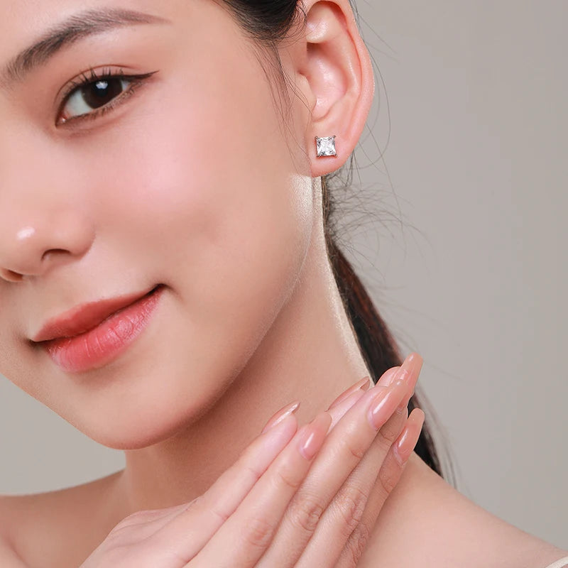 925 Sterling Silver Luxury Sparkling CZ Stud Earrings - Kimiko