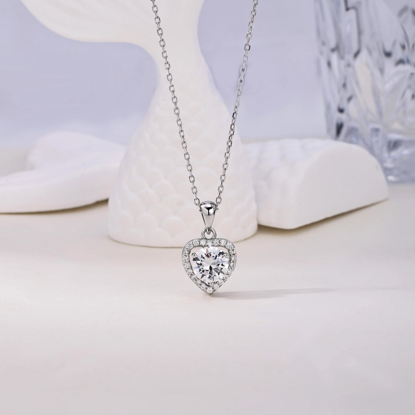 925 Sterling Silver 5A Round Cubic Zirconia Heart Pendant Women
