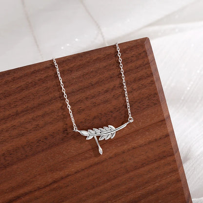 925 Sterling Silver Leaf Exquisite Pendant