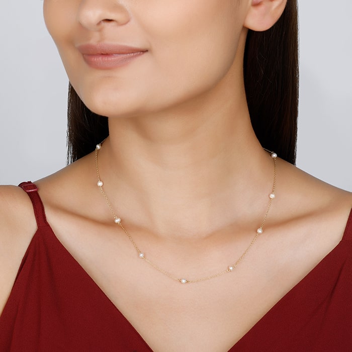 Golden Minimal Pearl Necklace