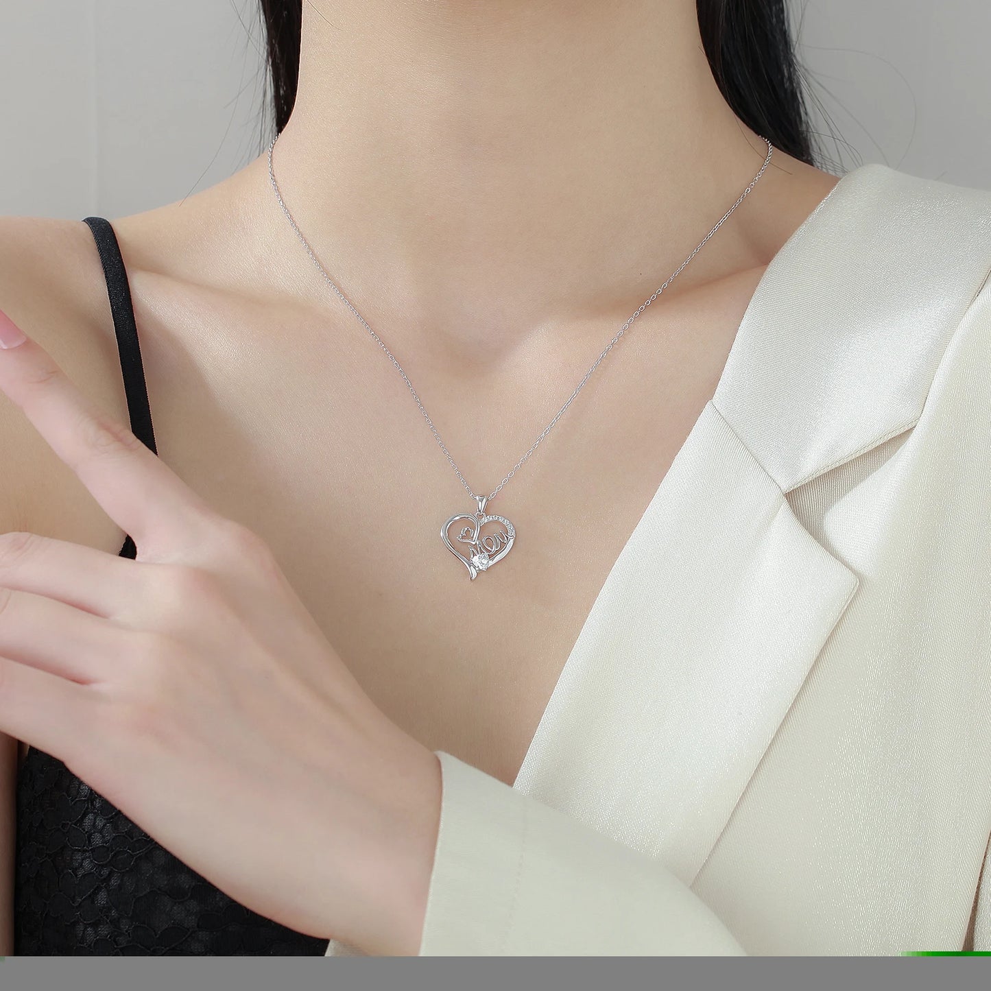 925 Sterling Silver Mother Pendant Heart-shaped